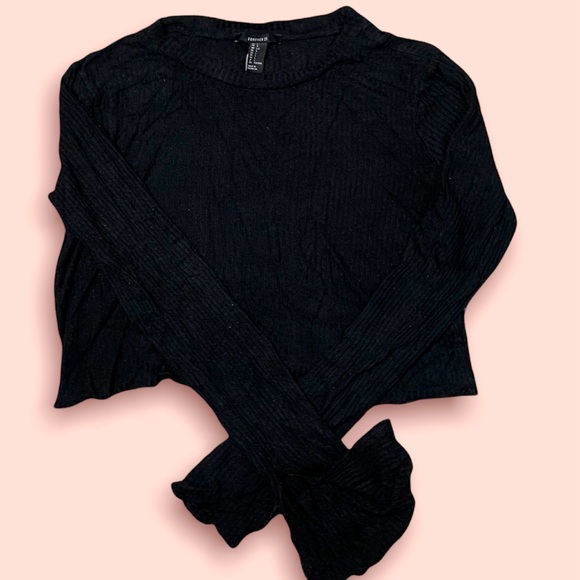 Forever 21 Tops - Forever 21 Crop Top